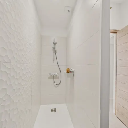 بيت للعطل 700m - Arago - Terrasse - Maison Pour 4 لي سابلِ دولونْ